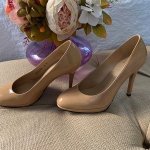 Stuart Weizmann Nude pumps sz 6 NWOT
